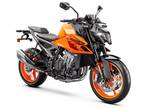 2024 KTM 990 Duke