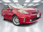 2013 Toyota Prius v Five Wagon 4D