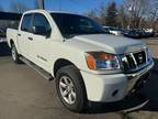 2015 Nissan Titan SV 4x4 4dr Crew Cab SWB Pickup