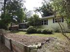 3/2 Deland Flip/rental with lots of room for a good profit.