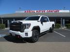 2020 GMC Sierra 2500HD AT4 Crew Short Box 4WD