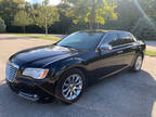 2014 Chrysler 300 Base 4dr Sedan