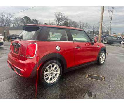 2015 MINI Hardtop 2 Door for sale is a 2015 Mini Hardtop Car for Sale in Indian Trail NC