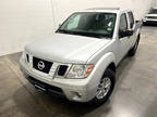 2017 Nissan Frontier PRO-4X Crew Cab 5AT 4WD