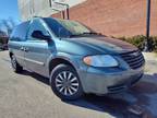 2006 Chrysler Town and Country Base 4dr Mini Van