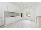 Bayswater, Greater London, 2 bedroom house to let in Princes Square