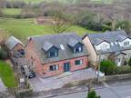 4 bed house for sale in Long Lane, SK13, Glossop