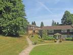 2 bedroom apartment for rent in Woodfield Road, Radlett, Hertfordshire, WD7