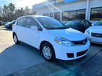 2011 Nissan Versa 1.8 S Hatchback