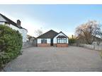 3 bedroom detached bungalow for sale in Booth Rise, Northampton, NN3