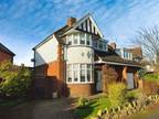 4 bedroom detached house for sale in Kingsfield Oval, Stoke-on-Trent