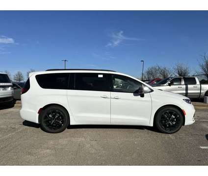 2024 Chrysler Pacifica Limited is a White 2024 Chrysler Pacifica Limited Car for Sale in Southaven MS