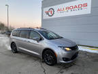 2020 Chrysler Pacifica Touring FWD