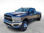 2024 Ram 3500 TRADESMAN CREW CAB 4X4 8' BOX