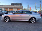 2013 Volkswagen Passat TDI SEL Premium Sedan 4D