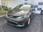 2020 Chrysler Pacifica Touring L Minivan 4D