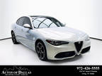 2022 Alfa Romeo Giulia Ti NAV,CAM,PANO,HTD STS,BLIND SPOT,19 WHLS