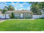 2 Foxwood Drive, Huntington Station, NY 11746