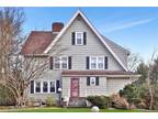 45 Great Oak Lane White Plains, NY