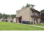 1919 20th St, Huntsville, TX 77340