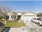 4547 E Eugenia Ave - Fresno, CA 93725 - Home For Rent