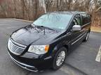 2015 Chrysler Town and Country Touring L 4dr Mini Van