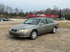 2001 Toyota Camry LE 4dr Sedan