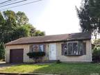West Babylon, Suffolk County, NY House for sale Property ID: 418505679