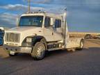 2001 Freightliner FL70