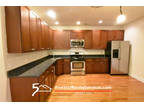 DELUXE 2 Bed 2 Bath - SS Apps, W/D, Hardwood Floors