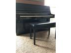 Upright piano