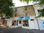 2 bed flat to rent in The Moor, TR11, Falmouth
