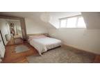 Victoria Terrace, Leeds LS3 1BX 5 bed apartment to rent - £2,492 pcm (£575 pw)