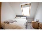 8 bedroom flat for rent, Nicolson Street, Newington, Edinburgh