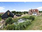 Green Lane, Burnham-On-Crouch CM0, 5 bedroom cottage for sale - 65651007