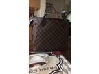 Louie Vuitton women s purse