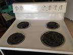 Electric stove 30 220v 4 burner great shape very clean