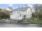 1916 E 10TH ST, The Dalles OR 97058