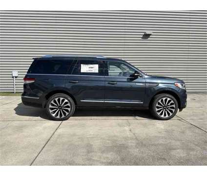 2024 Lincoln Navigator Reserve is a Blue 2024 Lincoln Navigator Reserve SUV in Gainesville FL