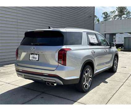 2024 Hyundai Palisade Limited is a Silver 2024 Limited SUV in Gainesville FL