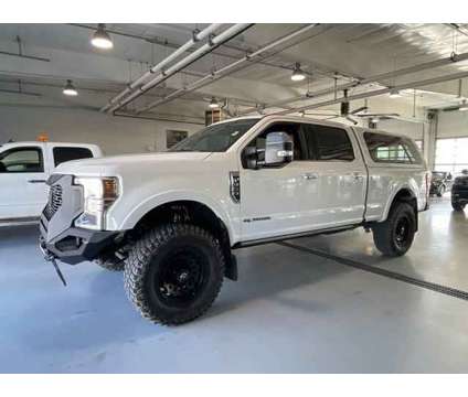 2022 Ford F-350 LARIAT is a White 2022 Ford F-350 Lariat Truck in Grand Island NE