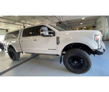 2022 Ford F-350 LARIAT is a White 2022 Ford F-350 Lariat Truck in Grand Island NE