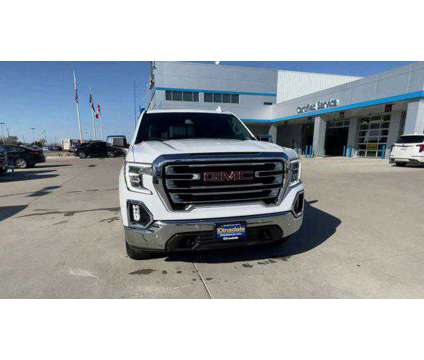 2021 GMC Sierra 1500 4WD Crew Cab Short Box SLT is a White 2021 GMC Sierra 1500 Truck in Grand Island NE