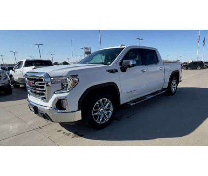 2021 GMC Sierra 1500 4WD Crew Cab Short Box SLT is a White 2021 GMC Sierra 1500 Truck in Grand Island NE