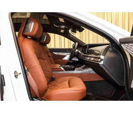 2024 BMW 7 Series 760i is a White 2024 BMW 7-Series Sedan in Akron OH