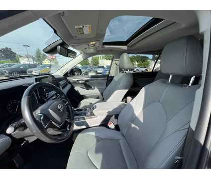 2021 Toyota Highlander Limited is a Grey 2021 Toyota Highlander Limited SUV in Milford MA