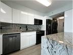 7600 Collins Ave #706