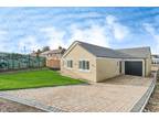3 bedroom detached bungalow for sale in Green Close, Castleford, WF10