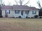 Homes for Sale by owner in Blackshear, GA