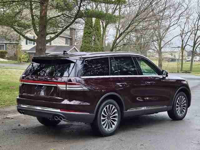 2024 Lincoln Aviator Premiere